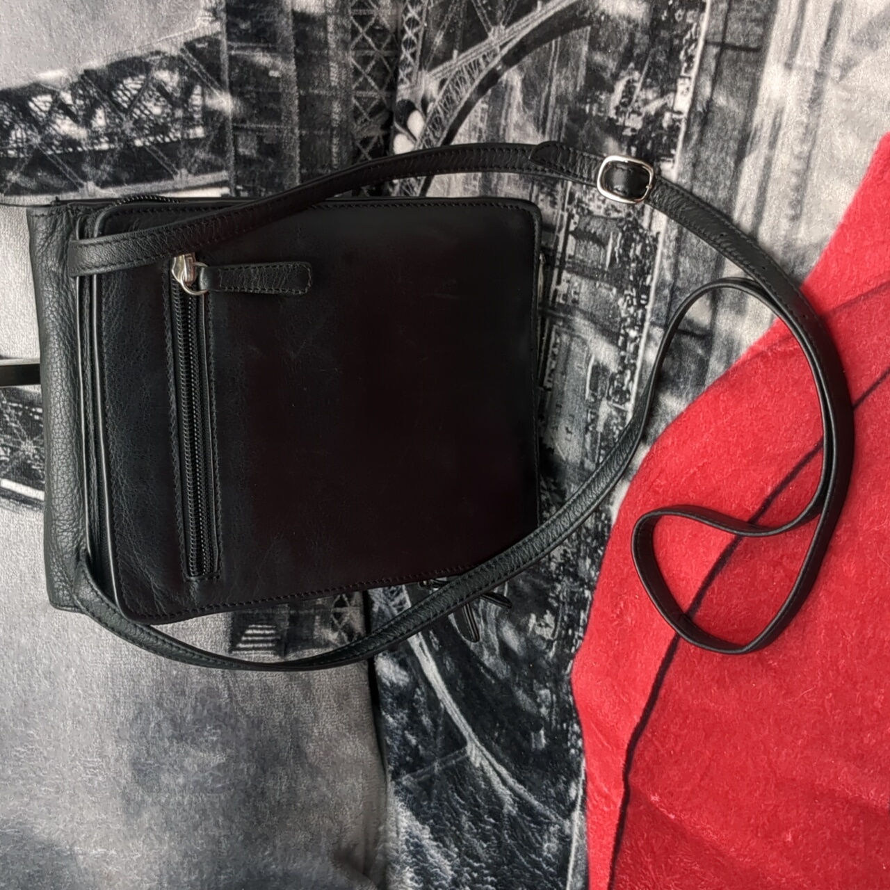 Osgoode Marley Leather Organizer Bag — image 3 of 8